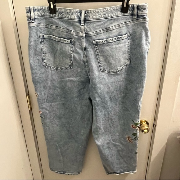 Lane Bryant Boyfriend Fit Embroidered Jeans Size 20 - Picture 9 of 9